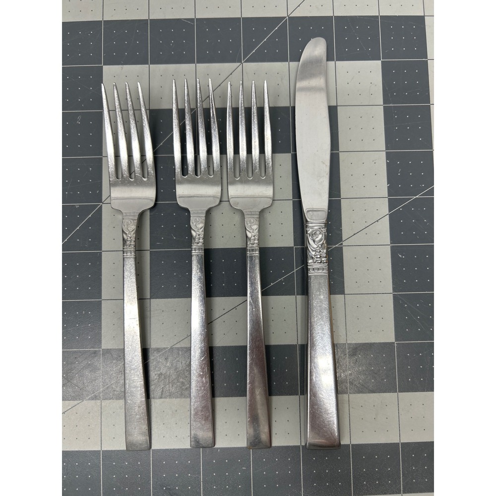 Oneida Wm A Rogers Northland Flatware Set 4pc Silver Stainless All Satin